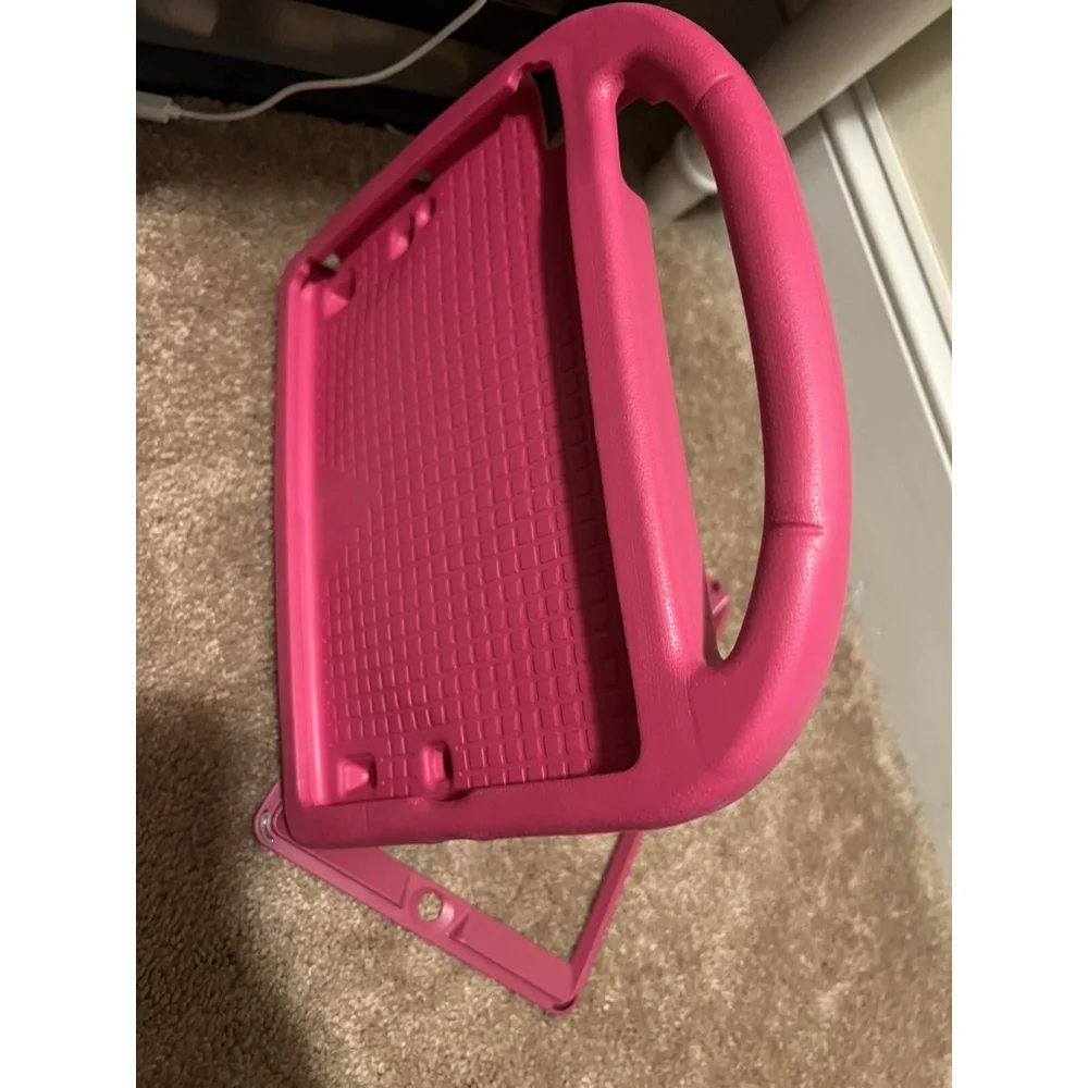 Ipad 5th /6th generation case Pink color 9.5”used